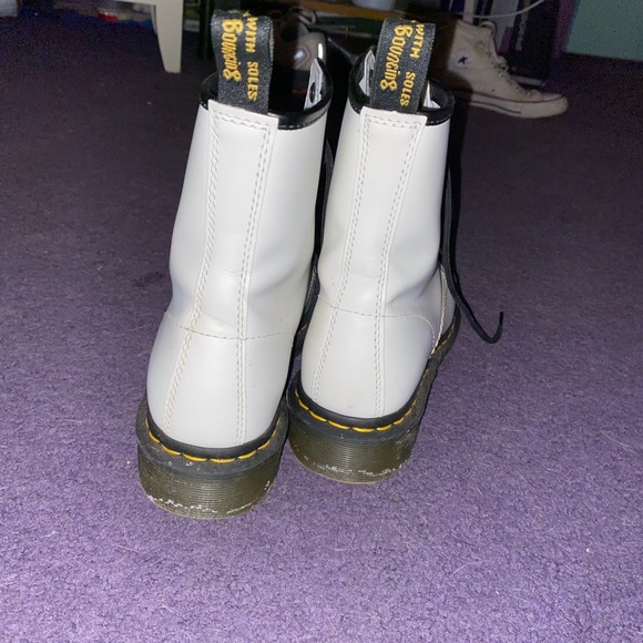 women’s white doc marten boots - Picture 3 of 3
